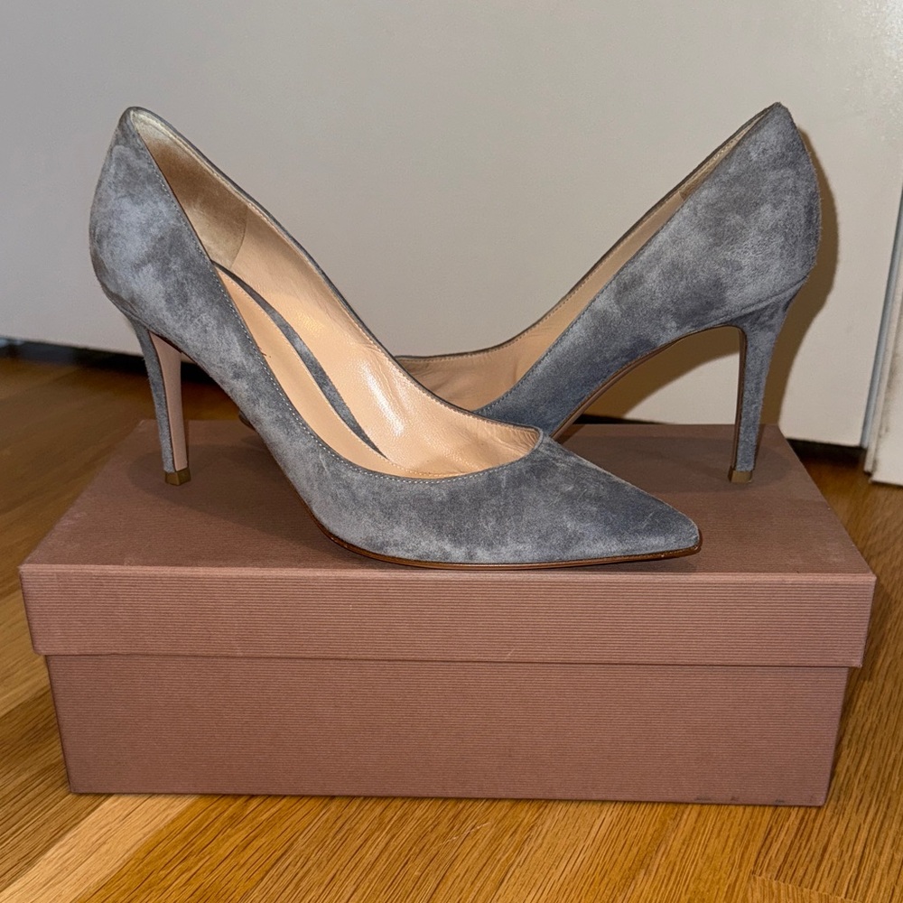Gianvito Rossi Gray Suede Heels